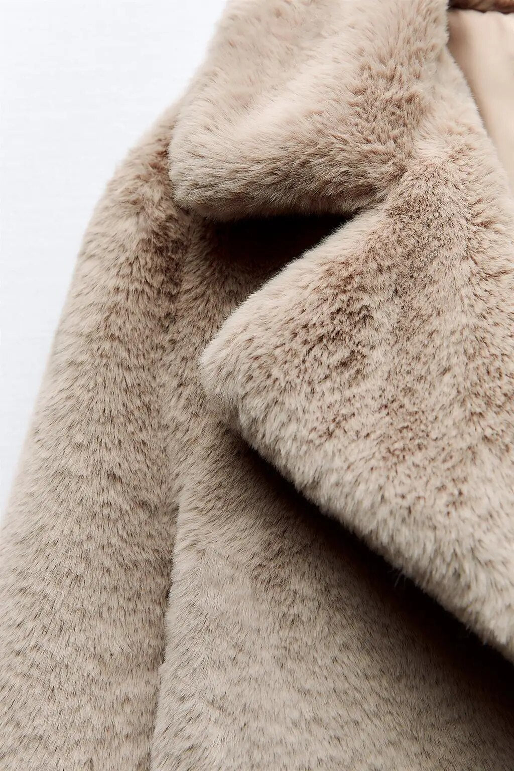 Fascino Furry Cappotto Lungo con Pelliccia Morbida