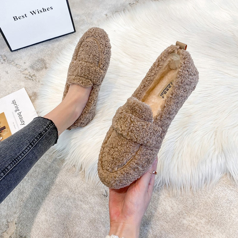 Mocassino DAYANA Invernale: Eleganza e Calore ai Tuoi Piedi