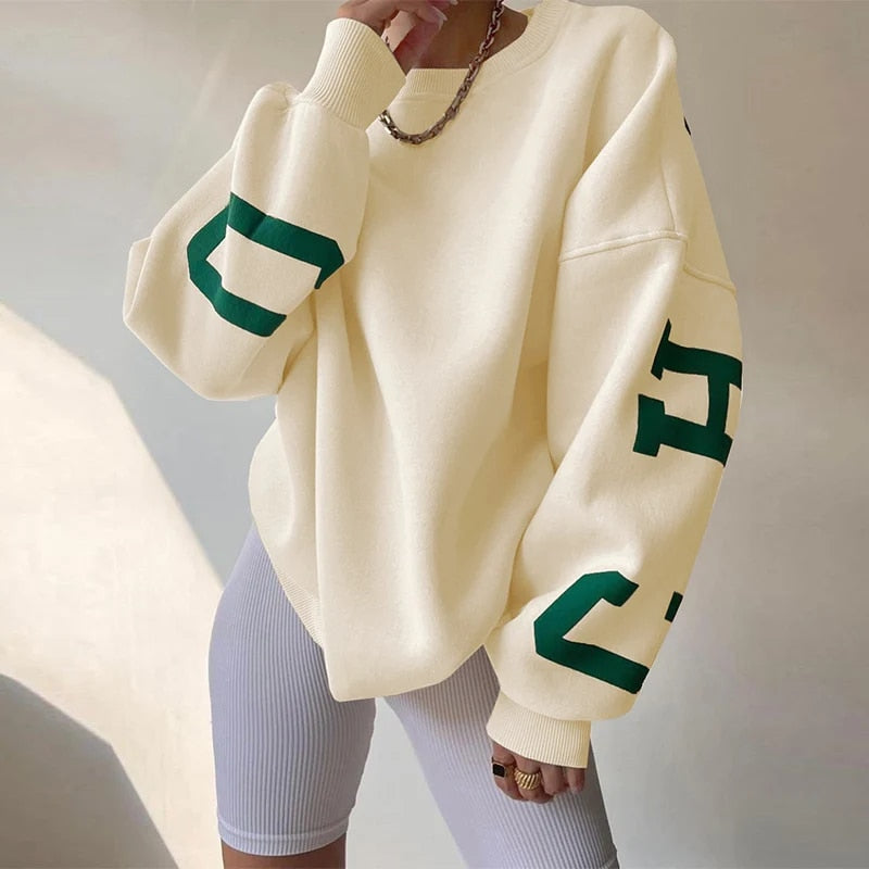 Eleganza Amplificata: Felpa Oversize Alexandra